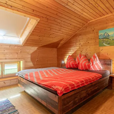 Edelweiss Apartment *